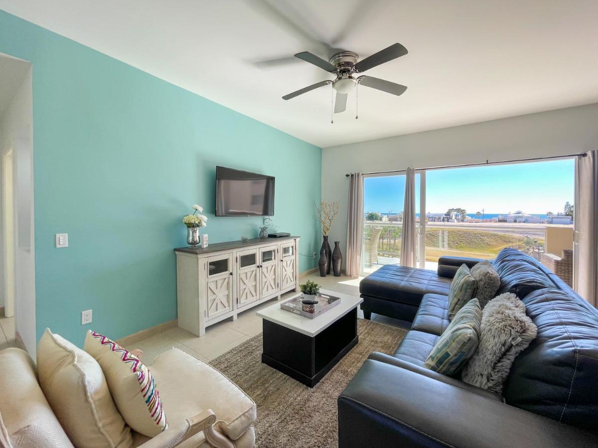 Modern Ocean View Condo With Pools & Gym Rocky Point Exterior photo