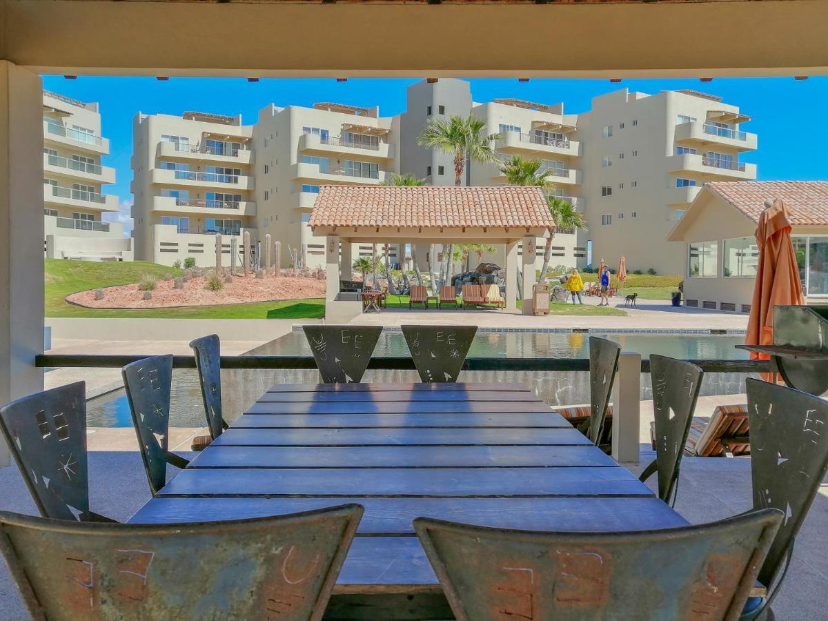Modern Ocean View Condo With Pools & Gym Rocky Point Exterior photo