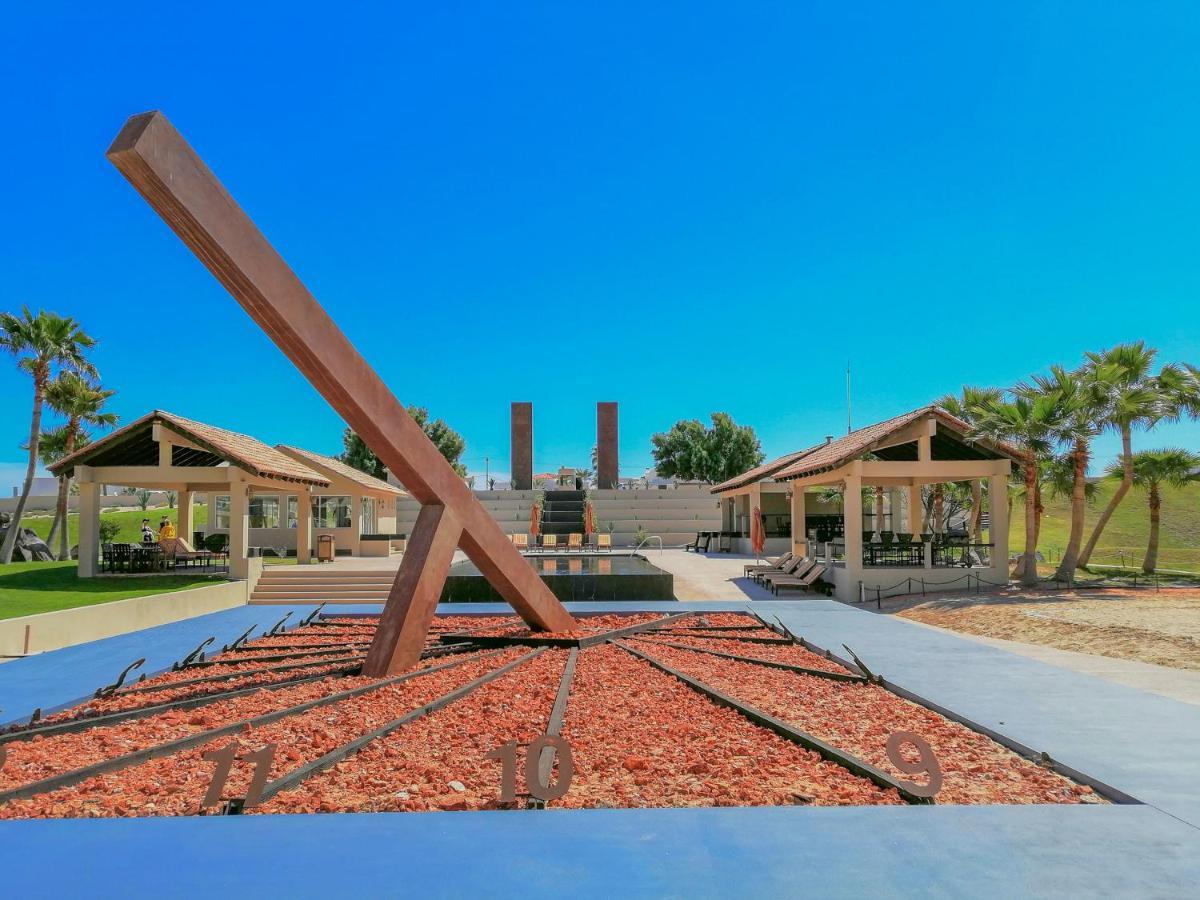 Modern Ocean View Condo With Pools & Gym Rocky Point Exterior photo