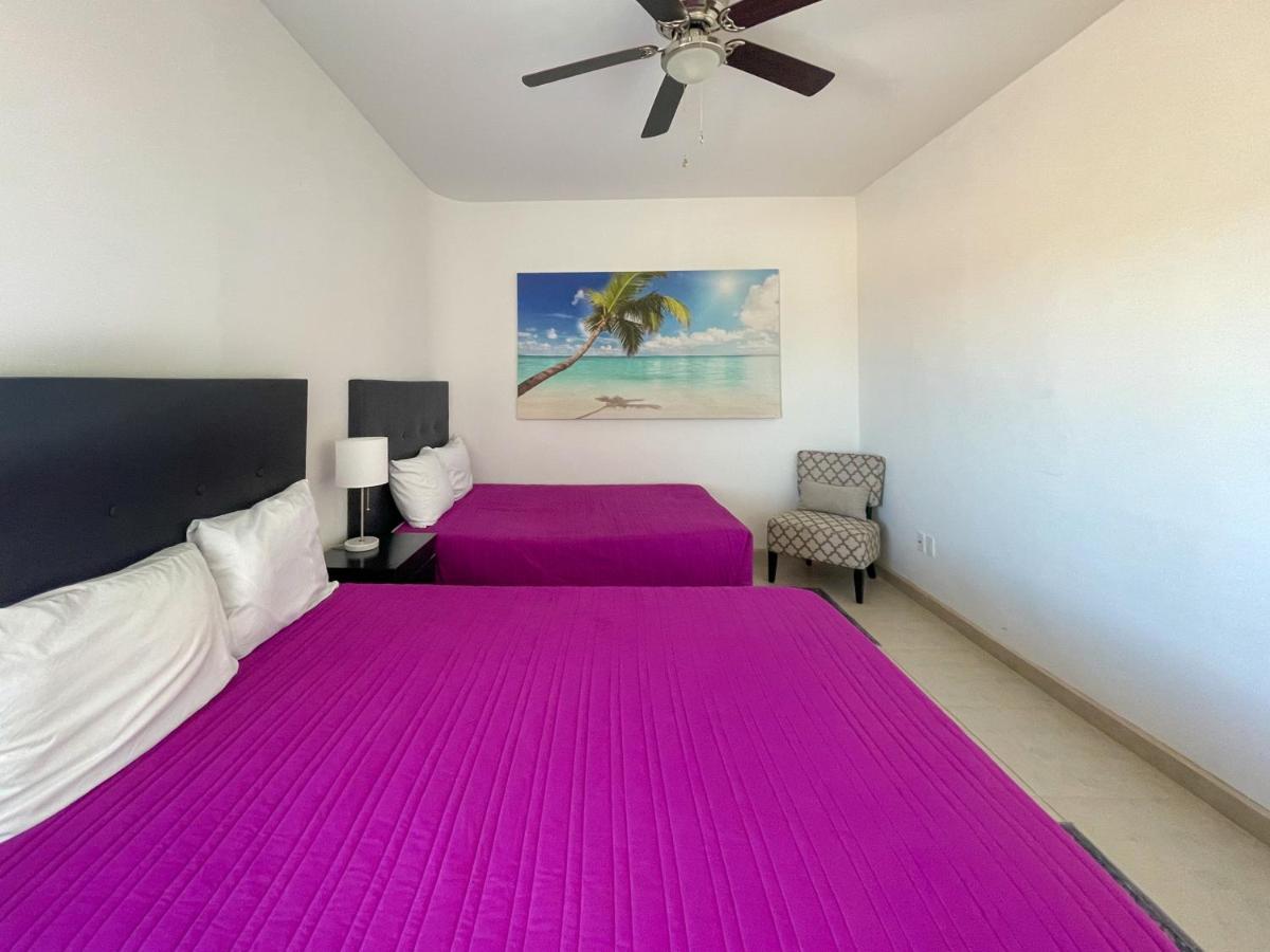 Modern Ocean View Condo With Pools & Gym Rocky Point Exterior photo