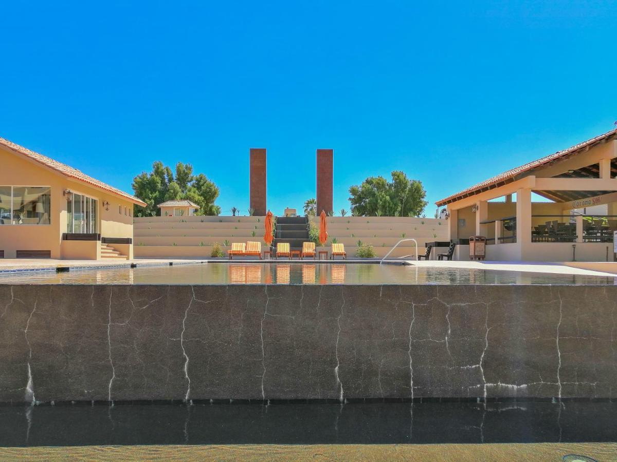 Modern Ocean View Condo With Pools & Gym Rocky Point Exterior photo